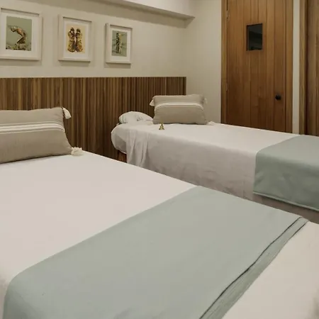 Origen 438 Luxury Boutique Hotel-3