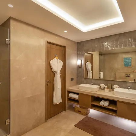 The Astor - All Suites Hotel Candolim Goa-3