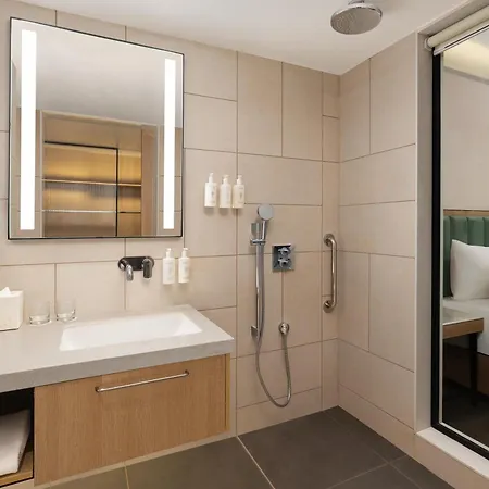 Hilton Garden Inn Surat City Centre-2