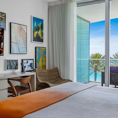 Lyfe Resort Hollywood, Florida-3