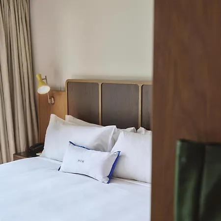 Hannah St Hotel Melbourne-3