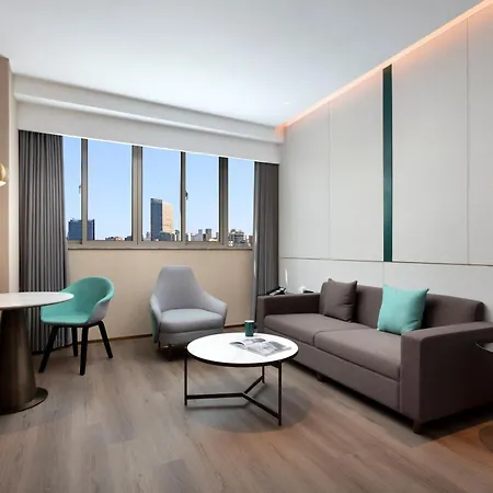 Holiday Inn Express Zhabei Shanghai-2
