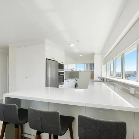 Narrowneck Court Holiday Apartments-3
