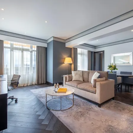 Royal Savoy Hotel & Spa-3