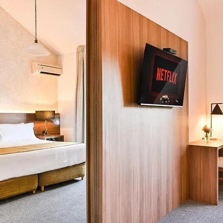 Parque Hotel Jean Clevers-2