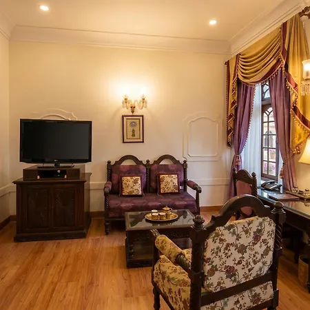 Noor-Us-Sabah Palace-3