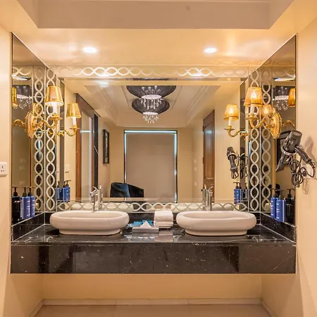 Radisson Blu Hotel Ahmedabad-2
