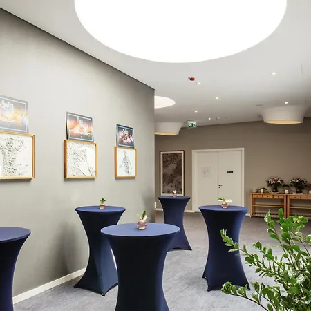 Doubletree By Hilton Wroclaw-2