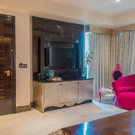 Seven Seas Hotel-2