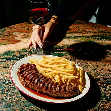W Melbourne-3