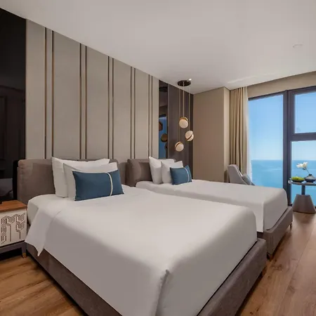 Peninsula Hotel Danang-2