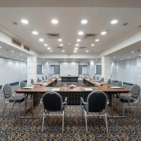 Holiday Inn & Suites - Cairo Maadi By Ihg-3