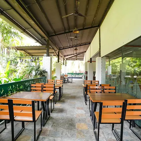 Fabhotel Grand & Resorts-3