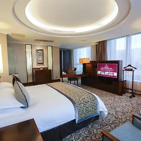 Grand Soluxe Zhongyou Hotel-2