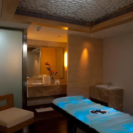 Crowne Plaza New Delhi Okhla By Ihg-3