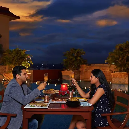 Sheraton Grand Pune Bund Garden Hotel-2
