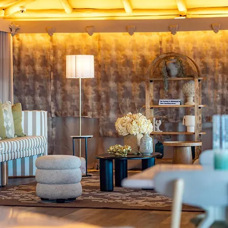 Sea Cliff Hotel-2