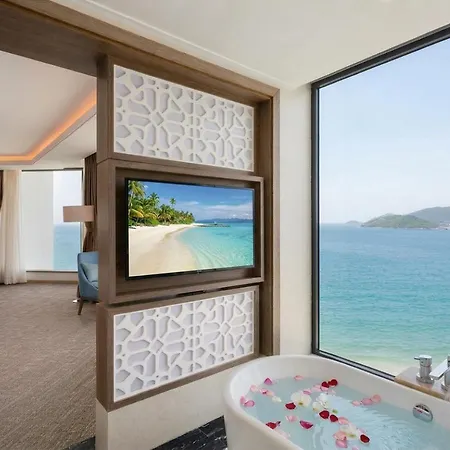 Comodo Nha Trang Hotel-2