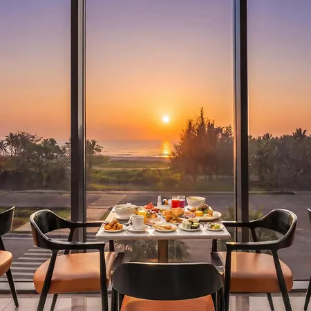 Awaken Da Nang Hotel-2