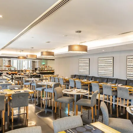 Hala Arjaan By Rotana, Deluxe Hotel Apartments-2