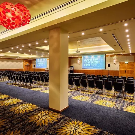 Pullman Reef Hotel Casino-3