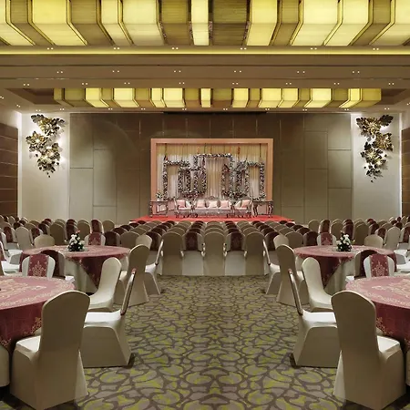 Grand Mercure Vadodara Surya Palace-2