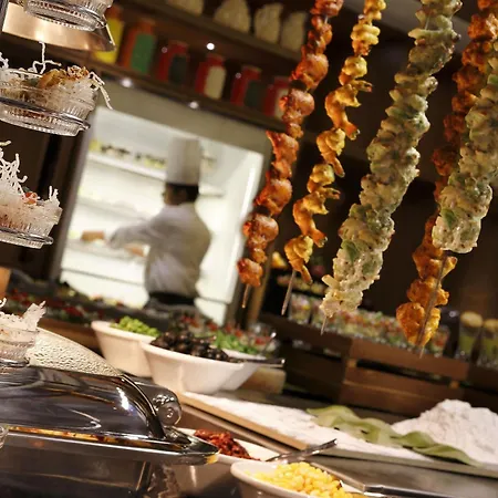 Novotel Chennai Chamiers Road-3