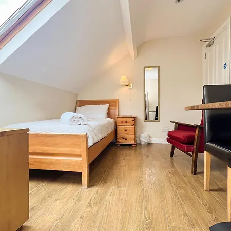 Somerton House Rooms Only-2