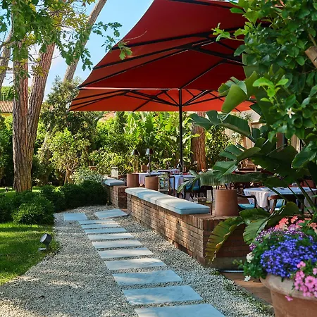 La Serena Forte Dei Marmi, Small Luxury Hotels Of The World-2