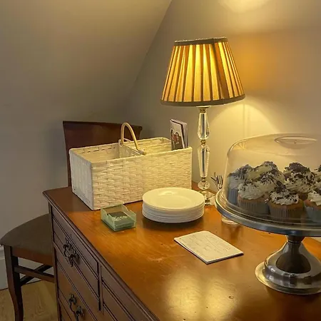 The Redstone Guesthouse-2
