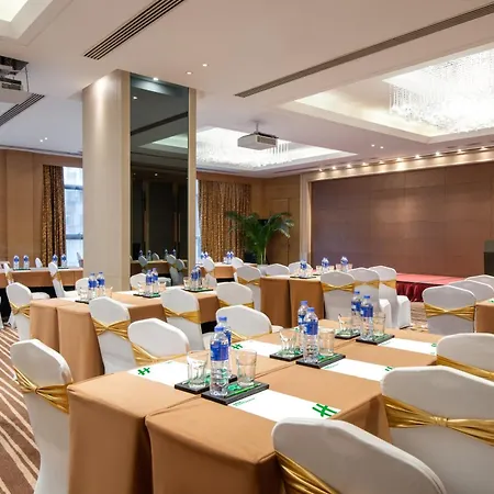 Holiday Inn Chengdu Oriental Plaza-3
