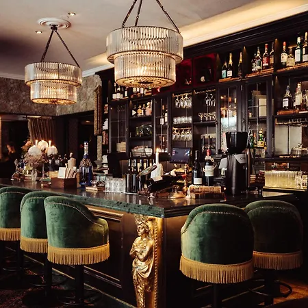 Hotel Pigalle-2