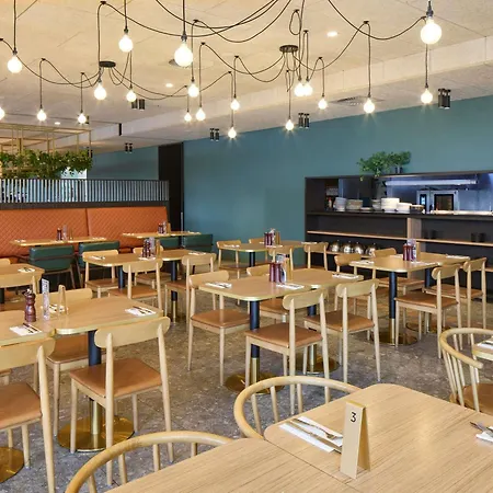 Novotel Melbourne Preston-2