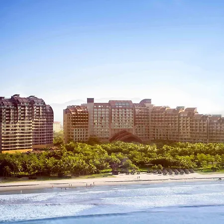 Pullman Oceanview Sanya Bay Resort & Spa-3