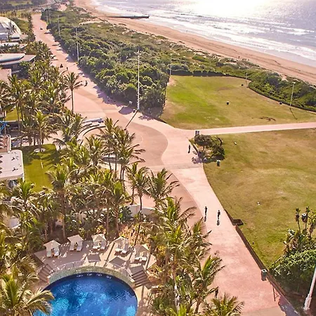 Suncoast Hotel & Towers-2