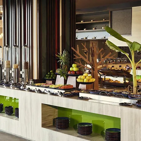 Novotel Hanoi Thai Ha-3