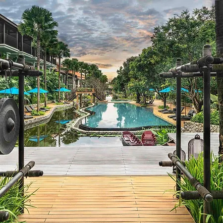 Grand Mercure Khao Lak Bangsak-2