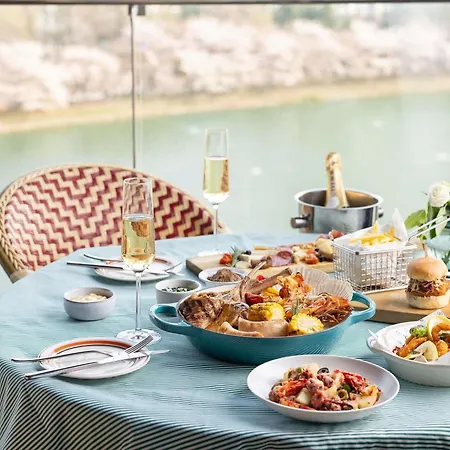 Sofitel Ambassador Seoul Hotel & Serviced Residences-3