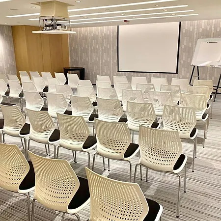 Hotel Indigo Kaohsiung Central Park By Ihg-3