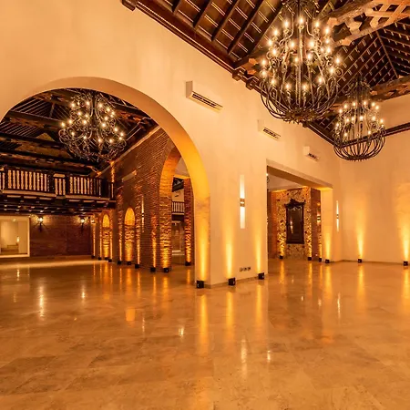 Hotel Capellan De Getsemani-2