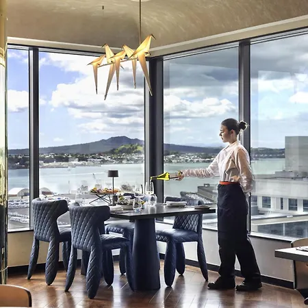 So/ Auckland-3
