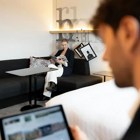 Frankfurt Airport Marriott Hotel-3
