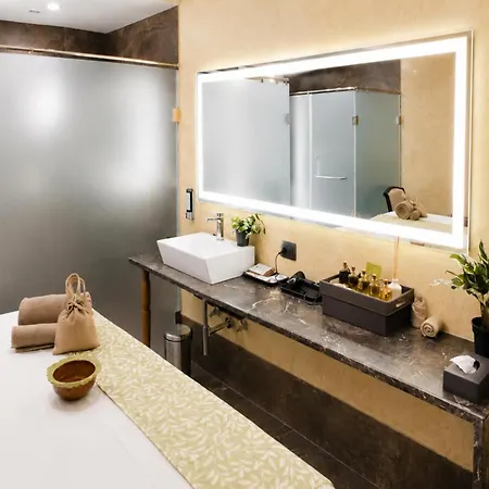 Gift City Club, A Member Of Radisson Individuals-3
