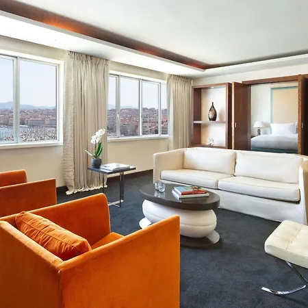 Sofitel Marseille Vieux-Port-2
