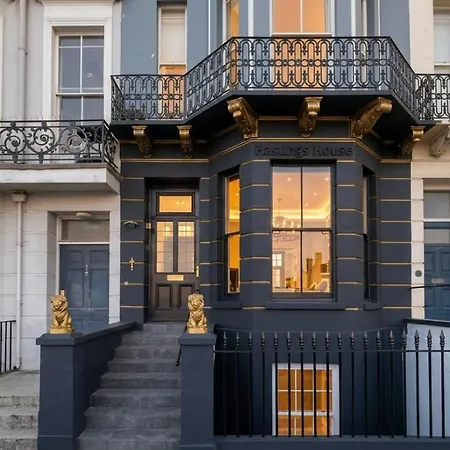 Hastings House 9-Bedroom Holiday House-2