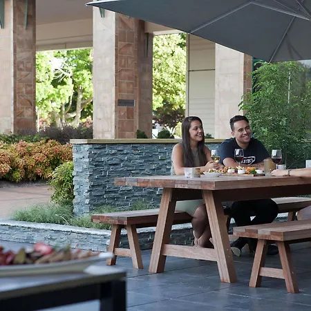 Novotel Rotorua Lakeside-2