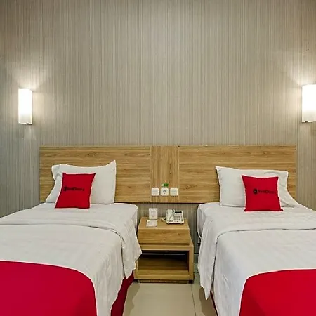 Sunshine Family Homestay Near Terminal 1 Juanda Airport-3