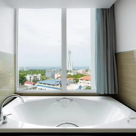 Aiyara Grand Hotel-2