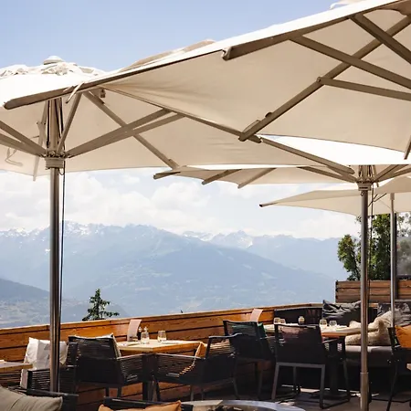 Crans Ambassador-3