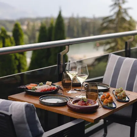 Crans Ambassador-2